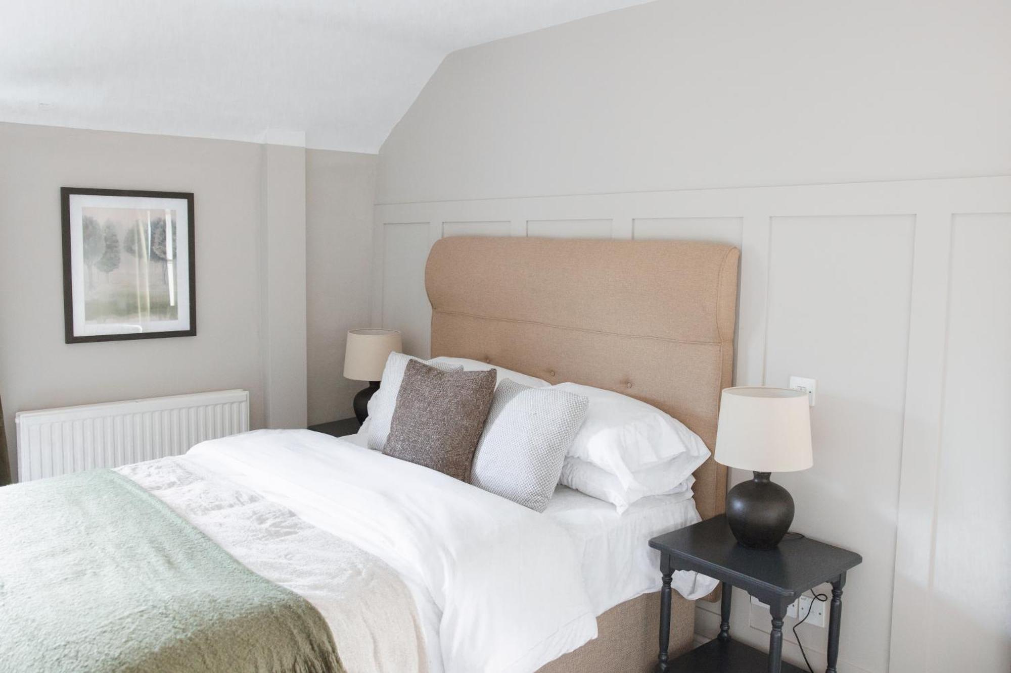 The Raven Hotel At Much Wenlock By Purestay 外观 照片