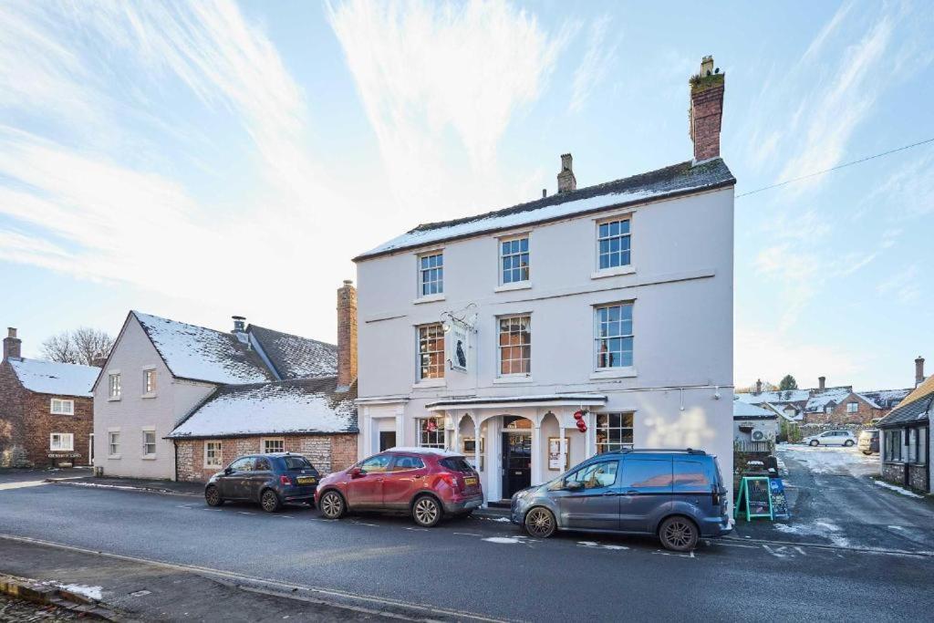 The Raven Hotel At Much Wenlock By Purestay 外观 照片